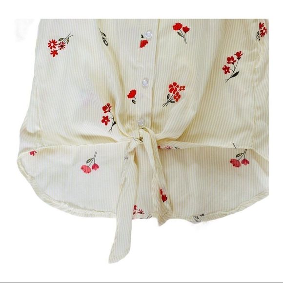 Pale yellow floral off the shoulder front tie top - Picture 4 of 4